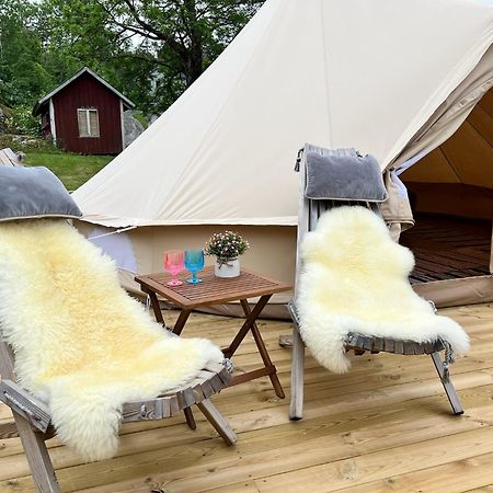 Hommen Gard Glamping Hotel Risør Exterior foto