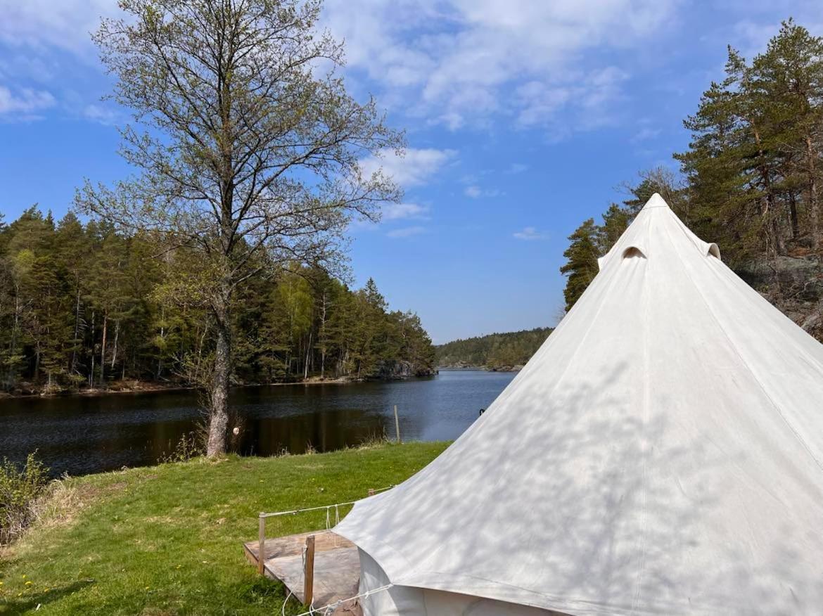 Hommen Gard Glamping Hotel Risør Exterior foto