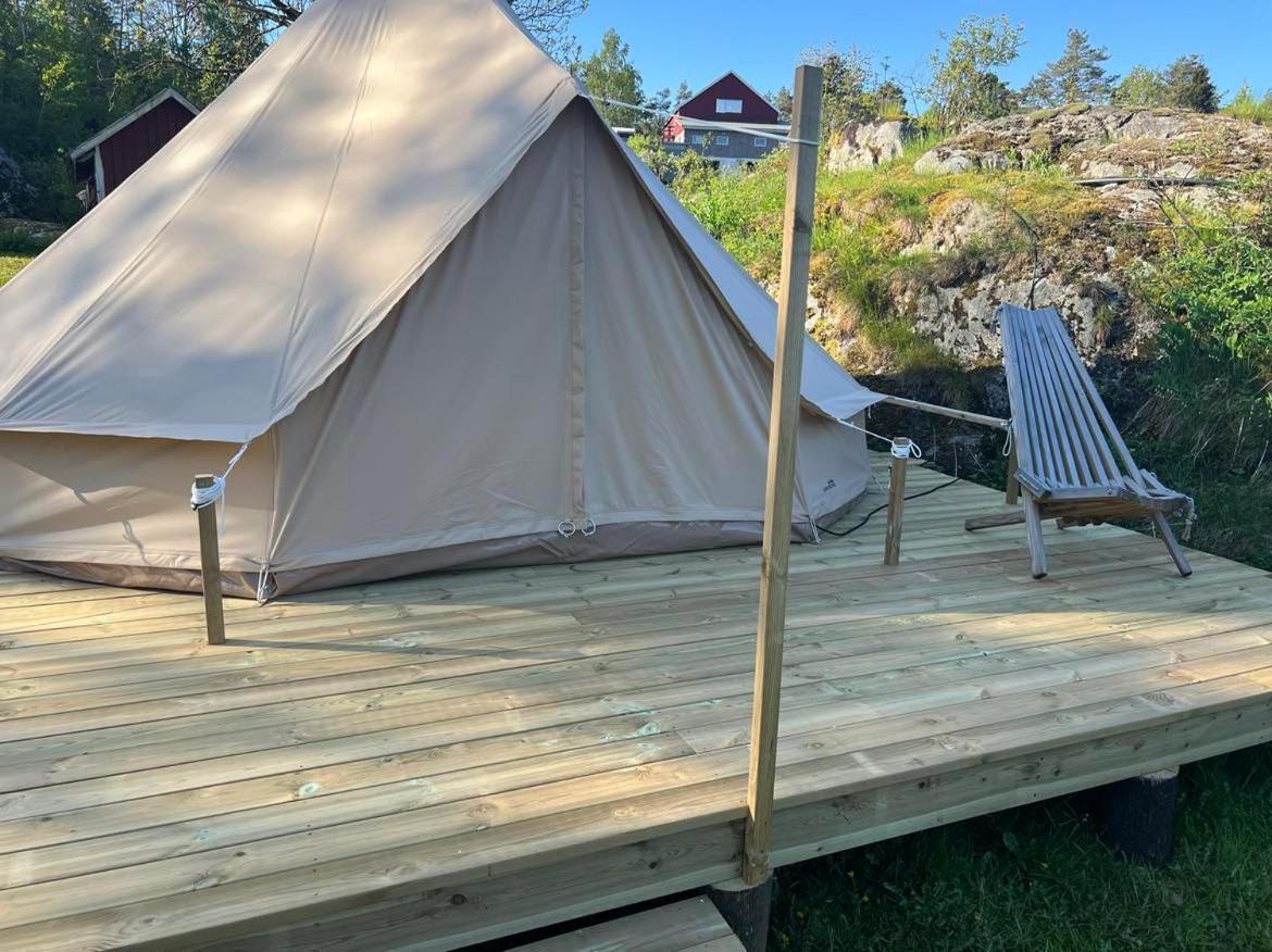 Hommen Gard Glamping Hotel Risør Exterior foto