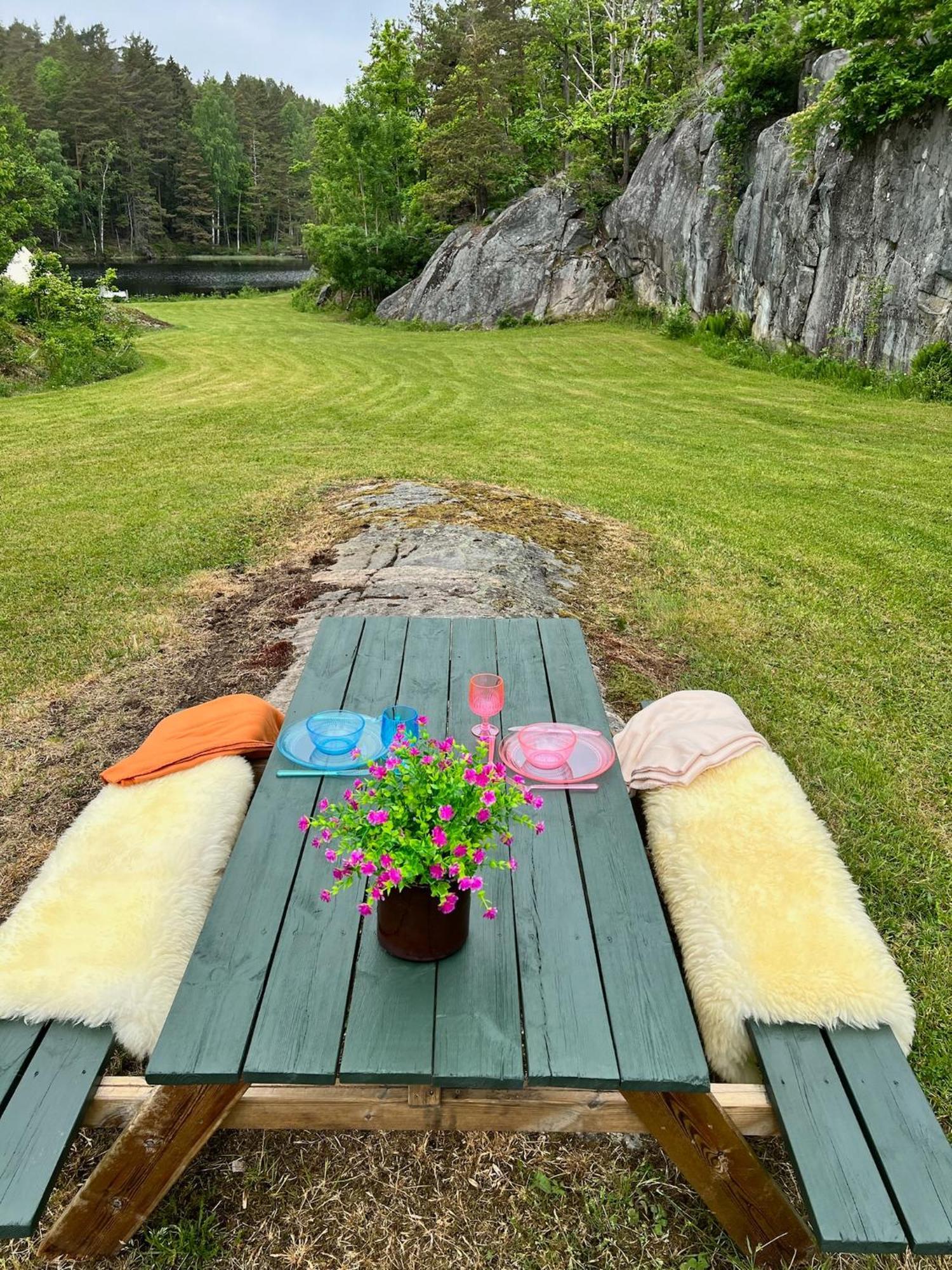 Hommen Gard Glamping Hotel Risør Exterior foto